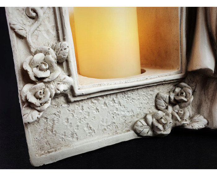 Figurka Aniołka Kapliczka ze świecą LED Aniołek Modlący